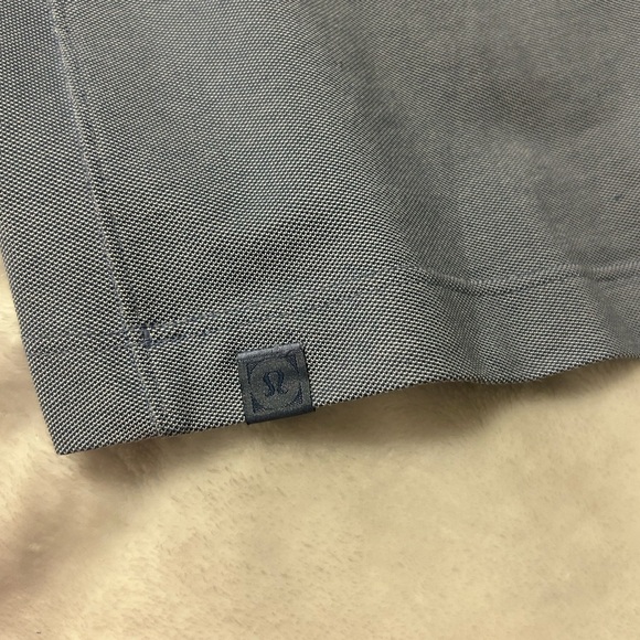 Lululemon Polo Shirt Men's XXL Light Blue Short Sleeve Wicking Stretch - Picture 4 of 12